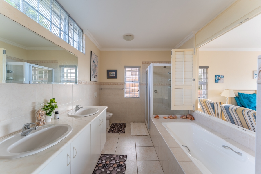 3 Bedroom Property for Sale in Port St Francis Eastern Cape